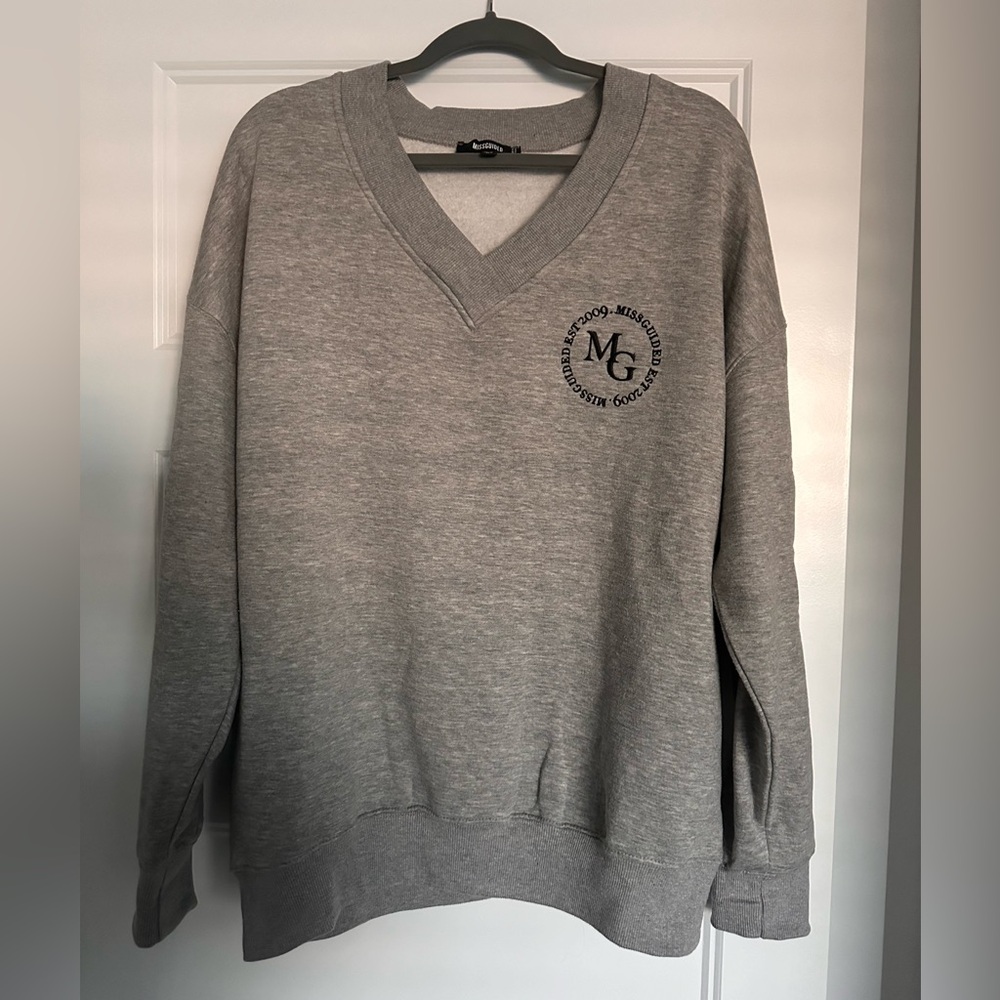 Misguided V-Neck Sweatshirt